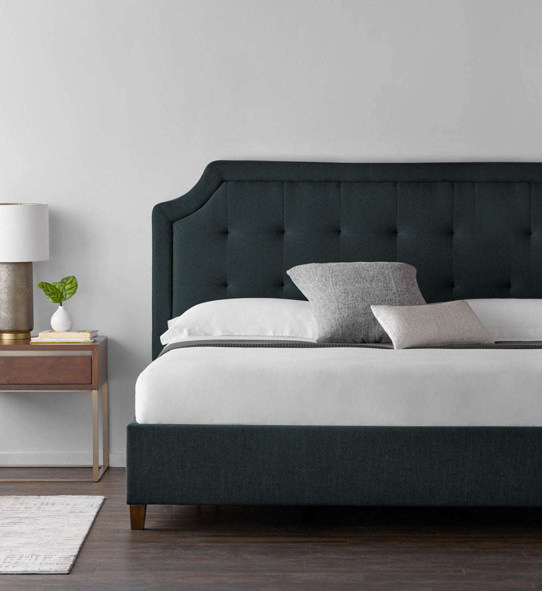 UMF Eastman Platform Bed Base