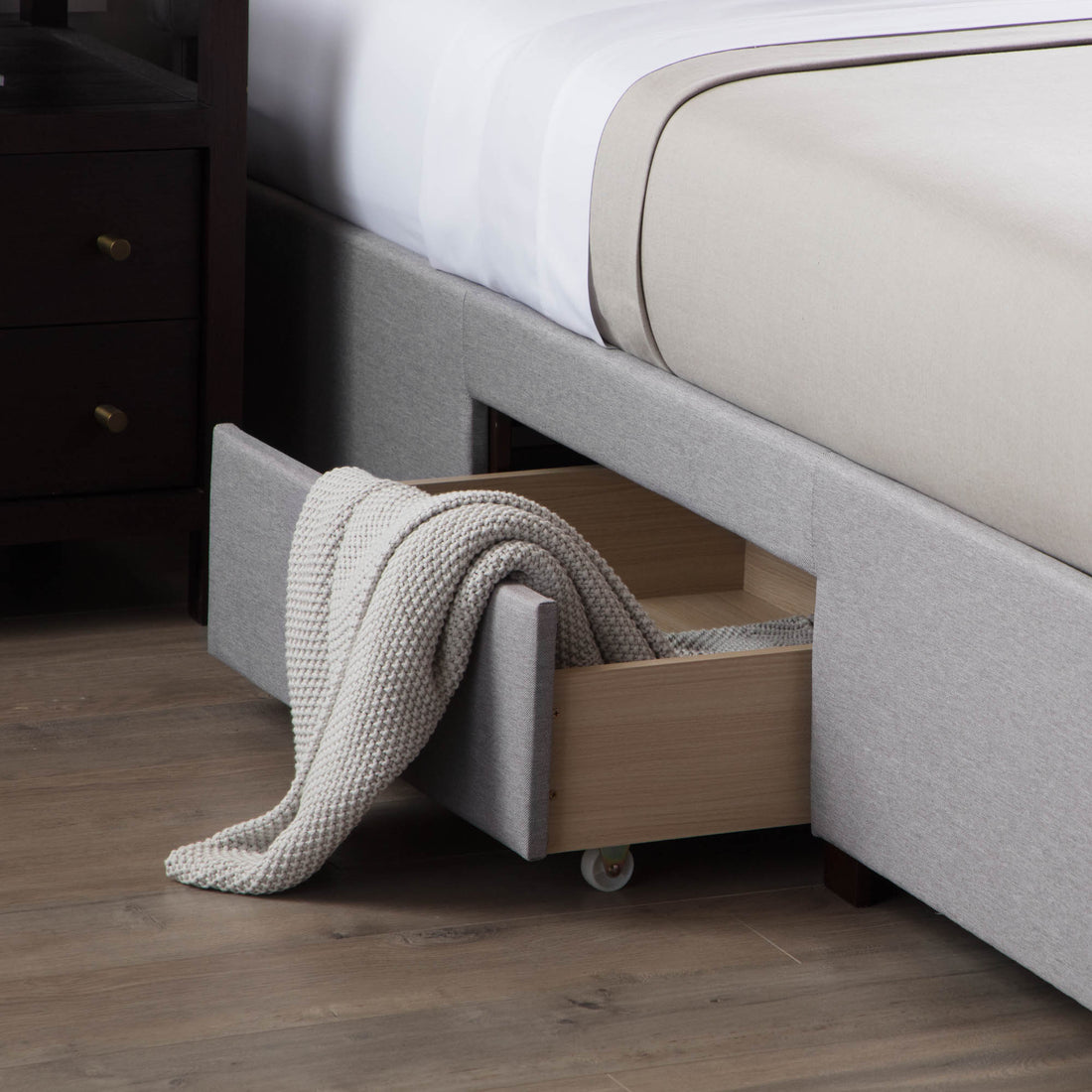 UMF Watson Platform Bed Base